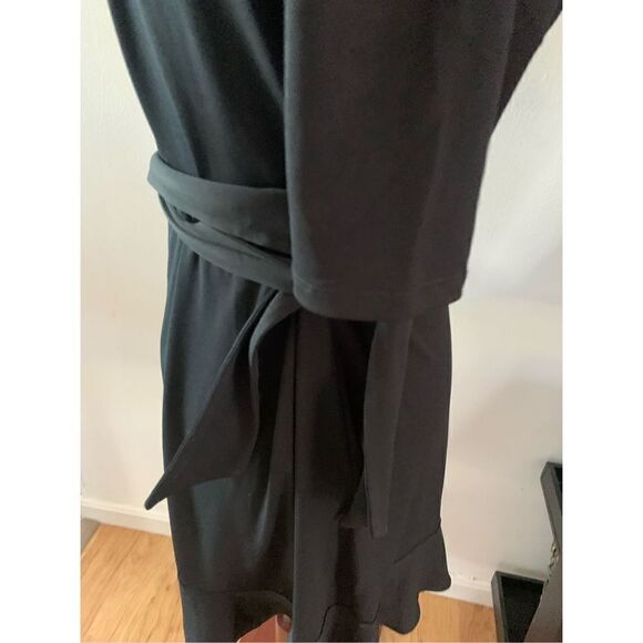 The limited black wrap dress size s - Picture 5 of 7